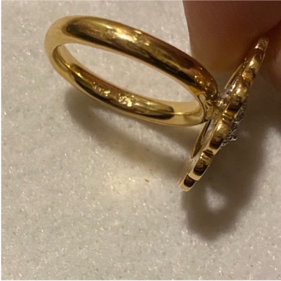 18k Hello Kitty Diamond Ring by Kimora Lee Simmons - Picture 5 of 8